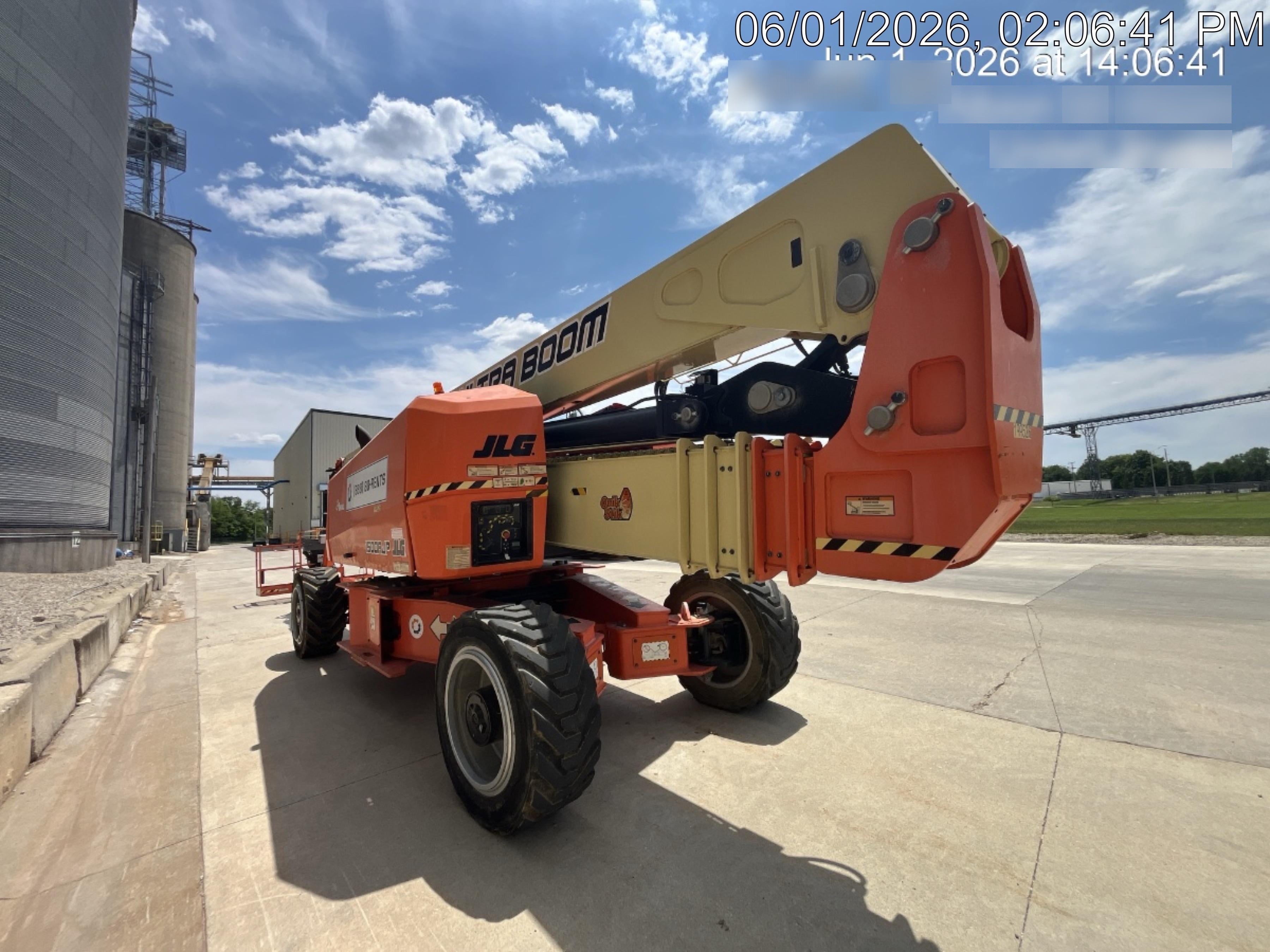 2021 JLG 1500AJP