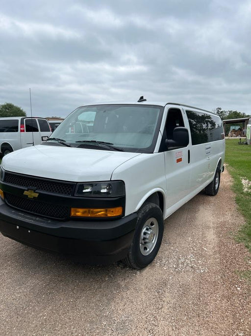 2025 CHEVROLET Express Van - Rental