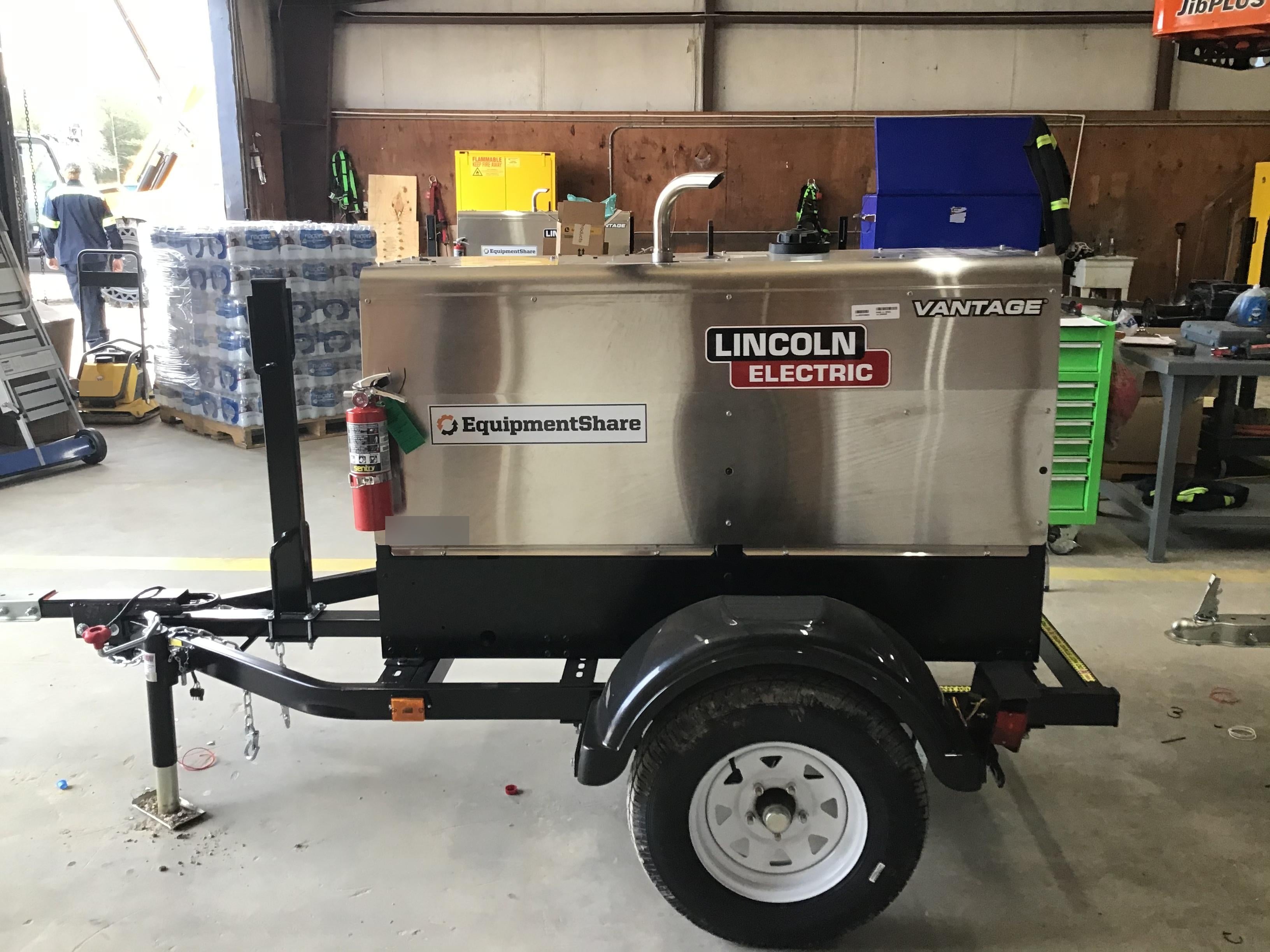 2019 Lincoln Electric Vantage 322 Welder Ready-Pak 3, Two wheel trailer, Fender and Light kit, Cable Rack