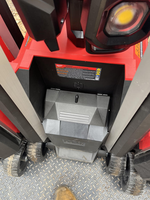 2023 MILWAUKEE MXF041-1XC