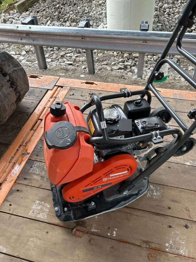 2024 HUSQVARNA LF75
