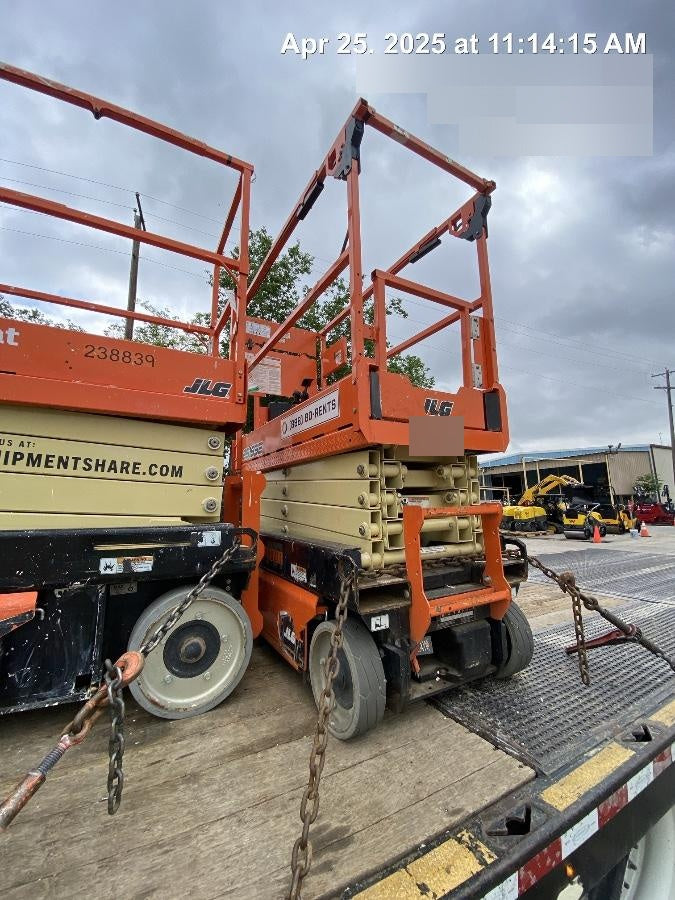 2021 JLG ES1932