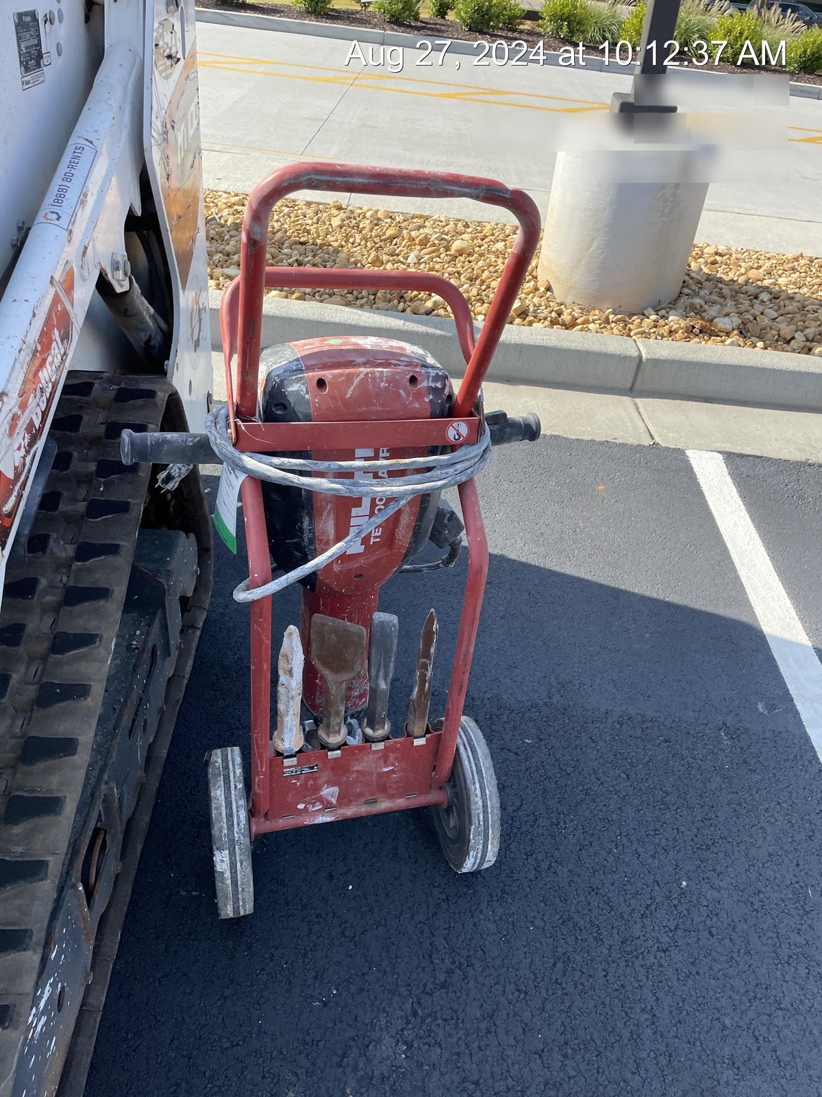 2020 HILTI TE 3000-AVR