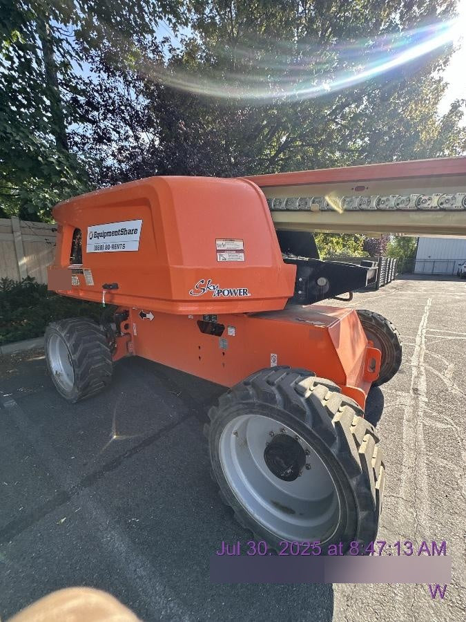 2019 JLG 660SJ