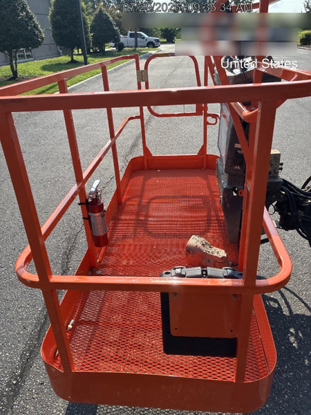 2021 JLG 660SJ