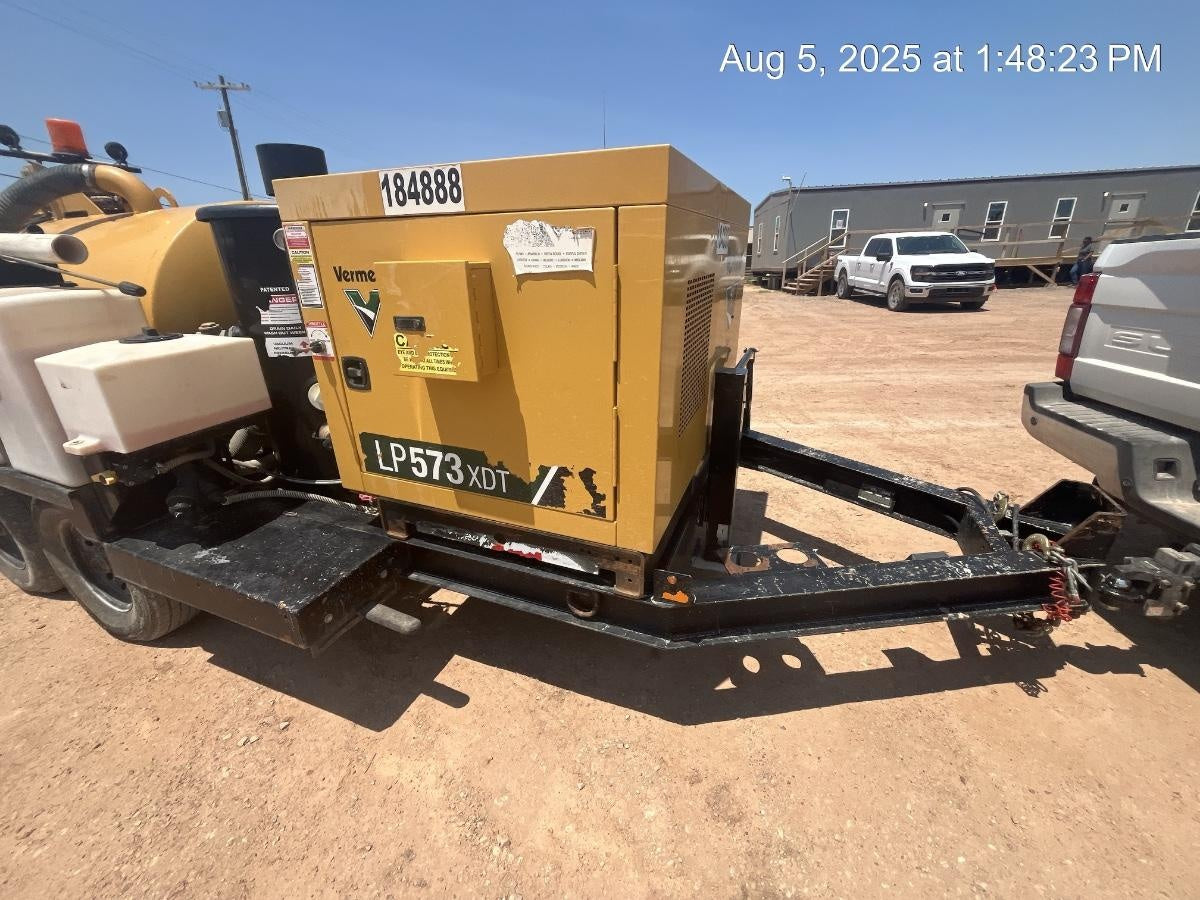 2021 VAC-TRON LP573XDT