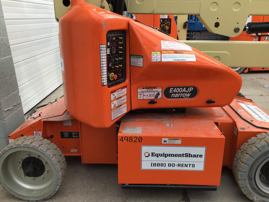 2019 JLG E400AJPN