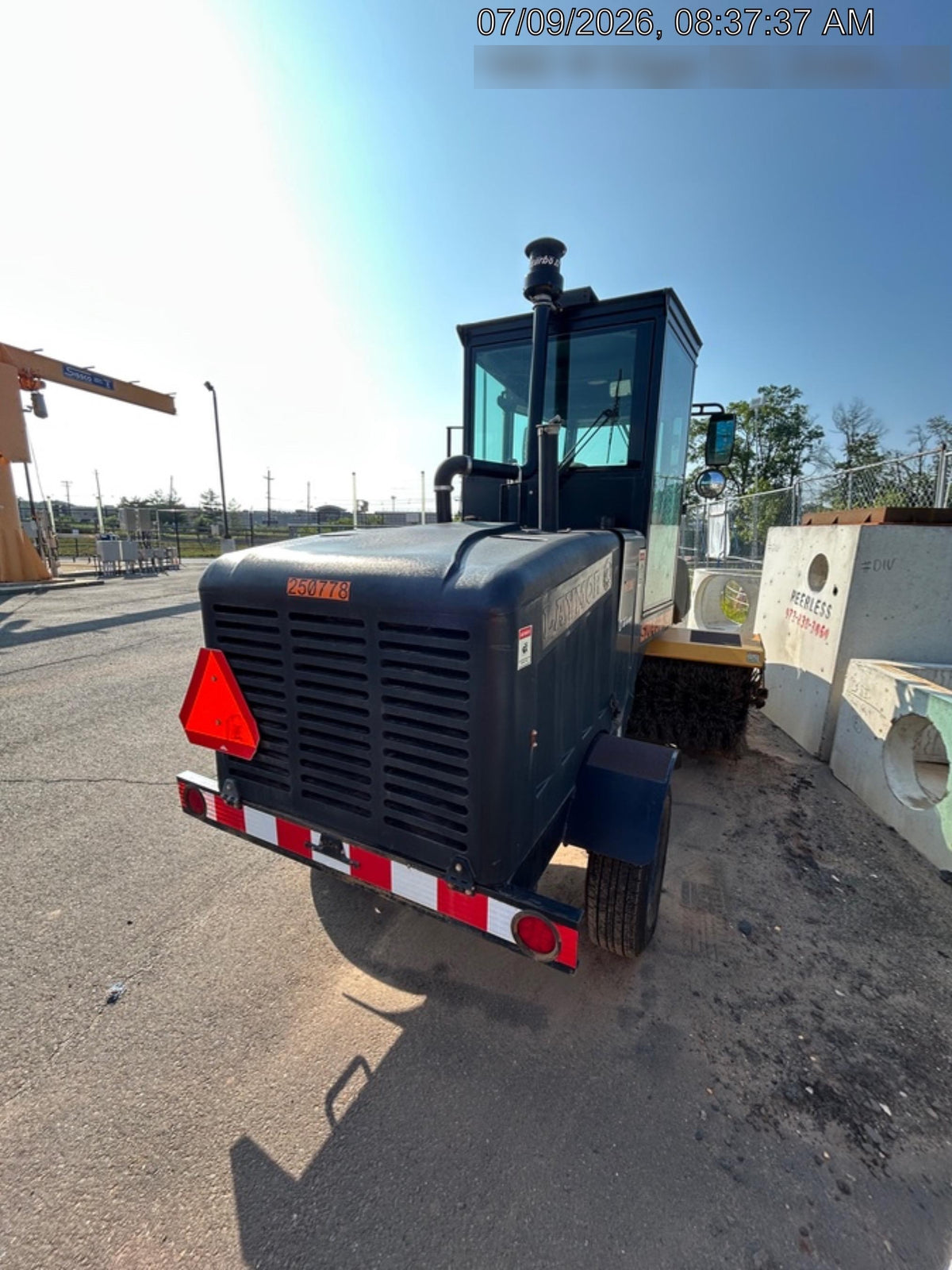2022 LAYMOR SM450