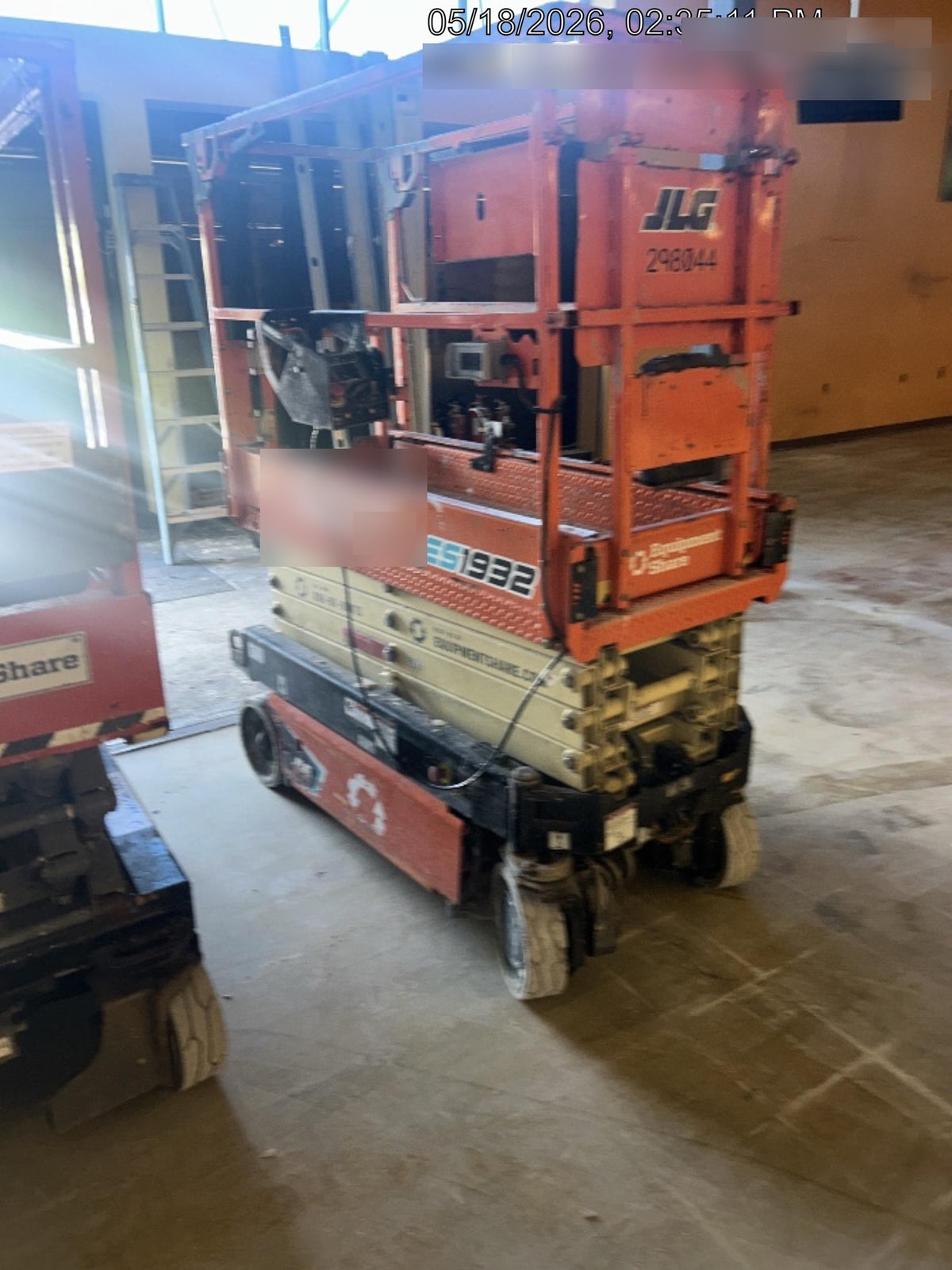 2023 JLG ES1932
