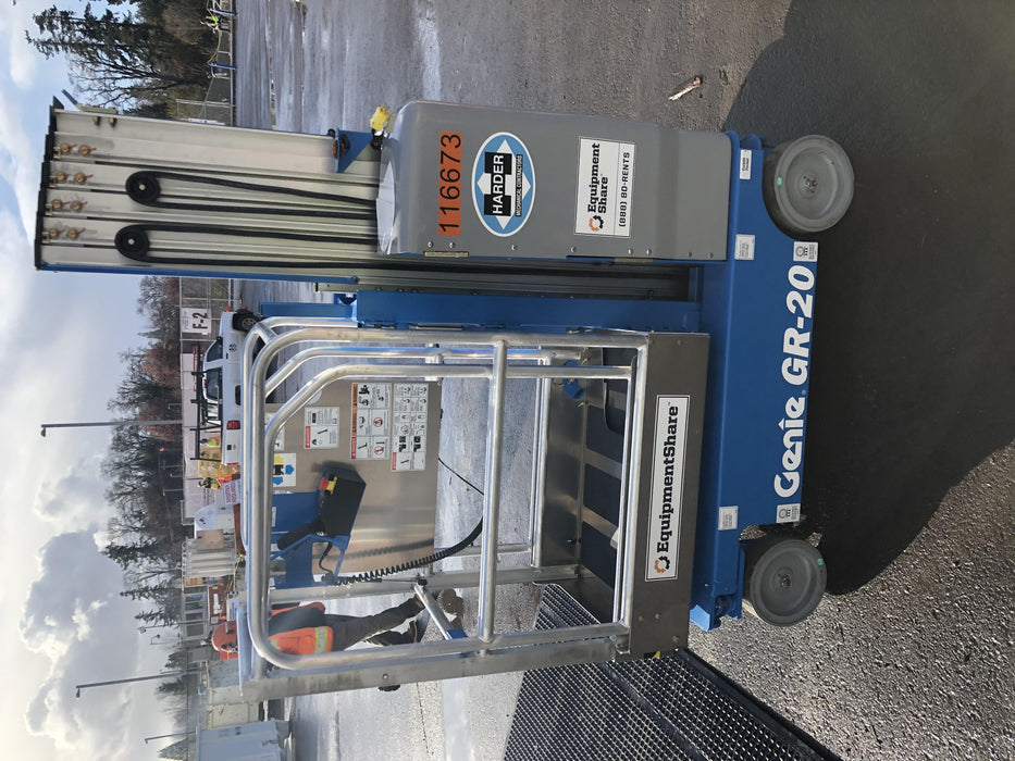 2020 GENIE GR-20