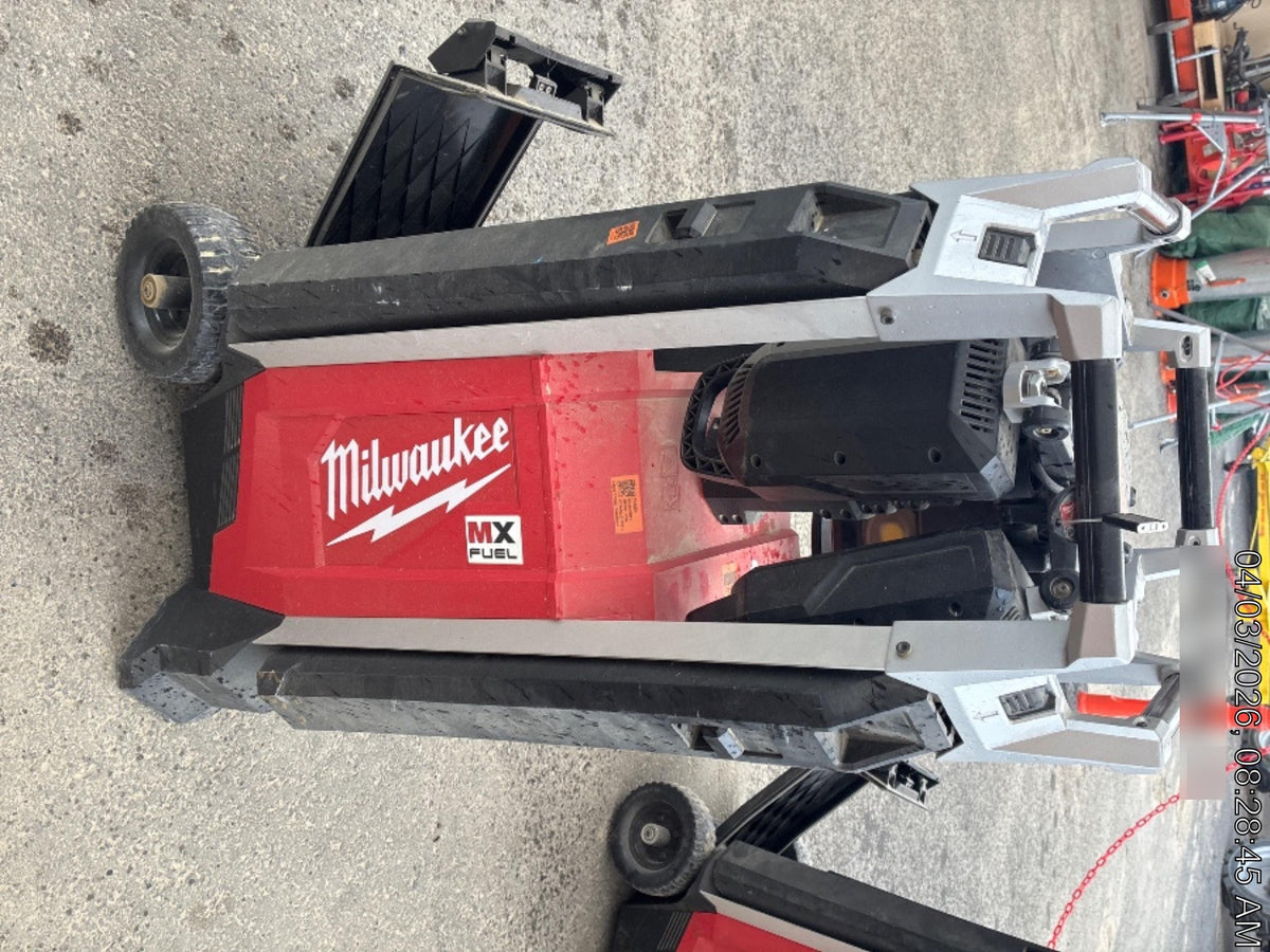 2021 MILWAUKEE MXF041-1XC