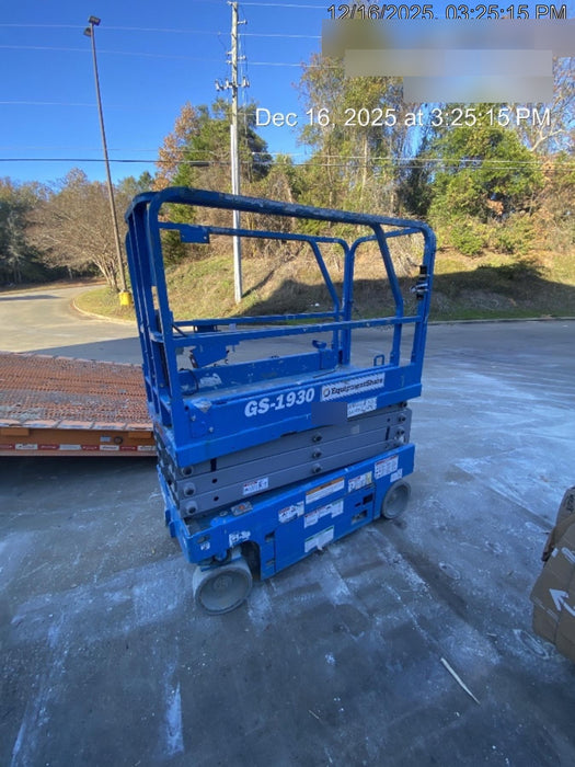 2019 Genie GS-1930 Fixed Rails with Chain Entry