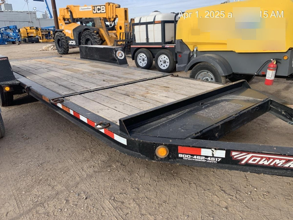 2021 TOWMASTER T-12DT