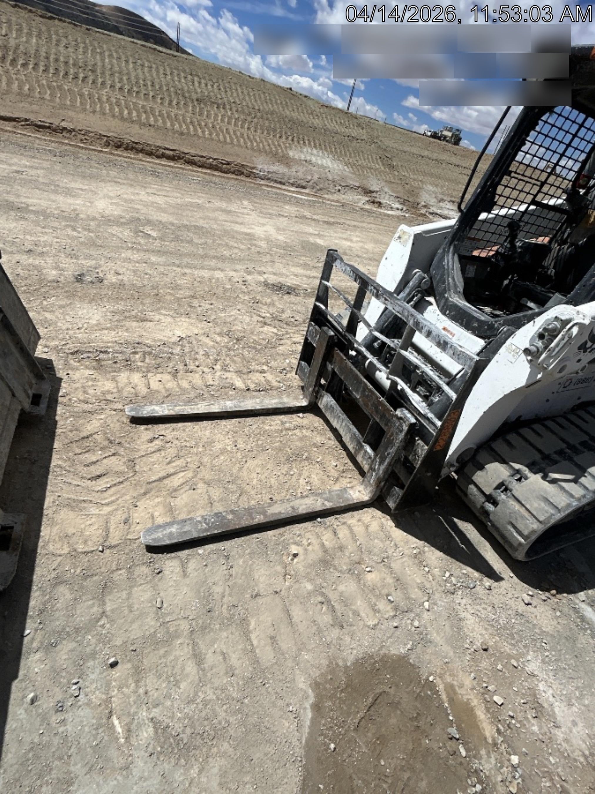 2022 ARROW MATERIAL HANDLING 72" Pallet Forks - Arrow