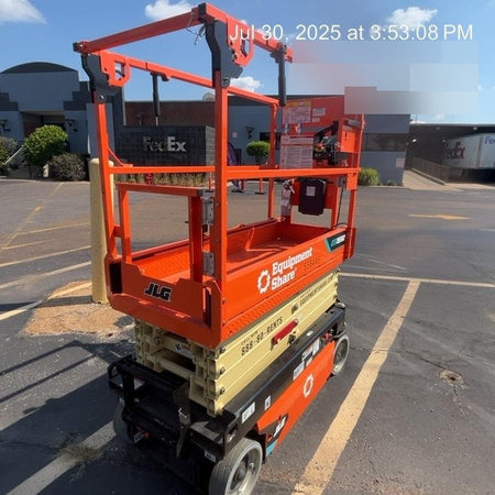 2025 JLG ES1932