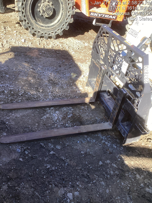 2022 PALADIN 48" Pallet Forks - Paladin