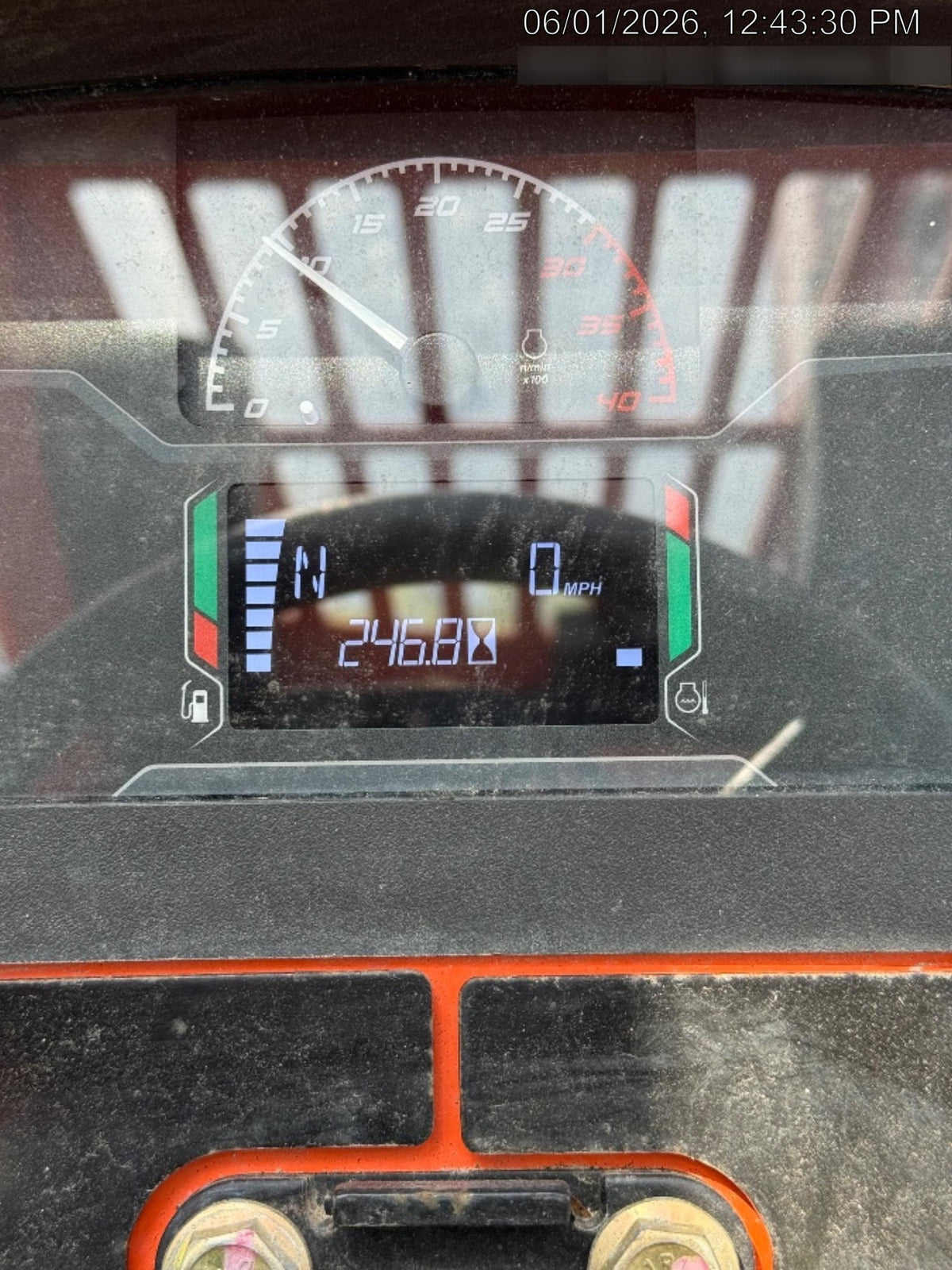 2024 SKYTRAK 8042