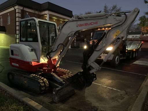2020 TAKEUCHI TB235-2CR