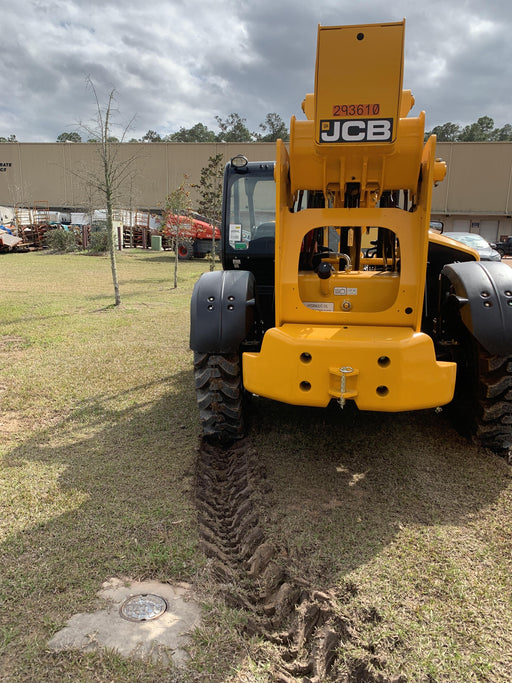 2023 JCB 510-56