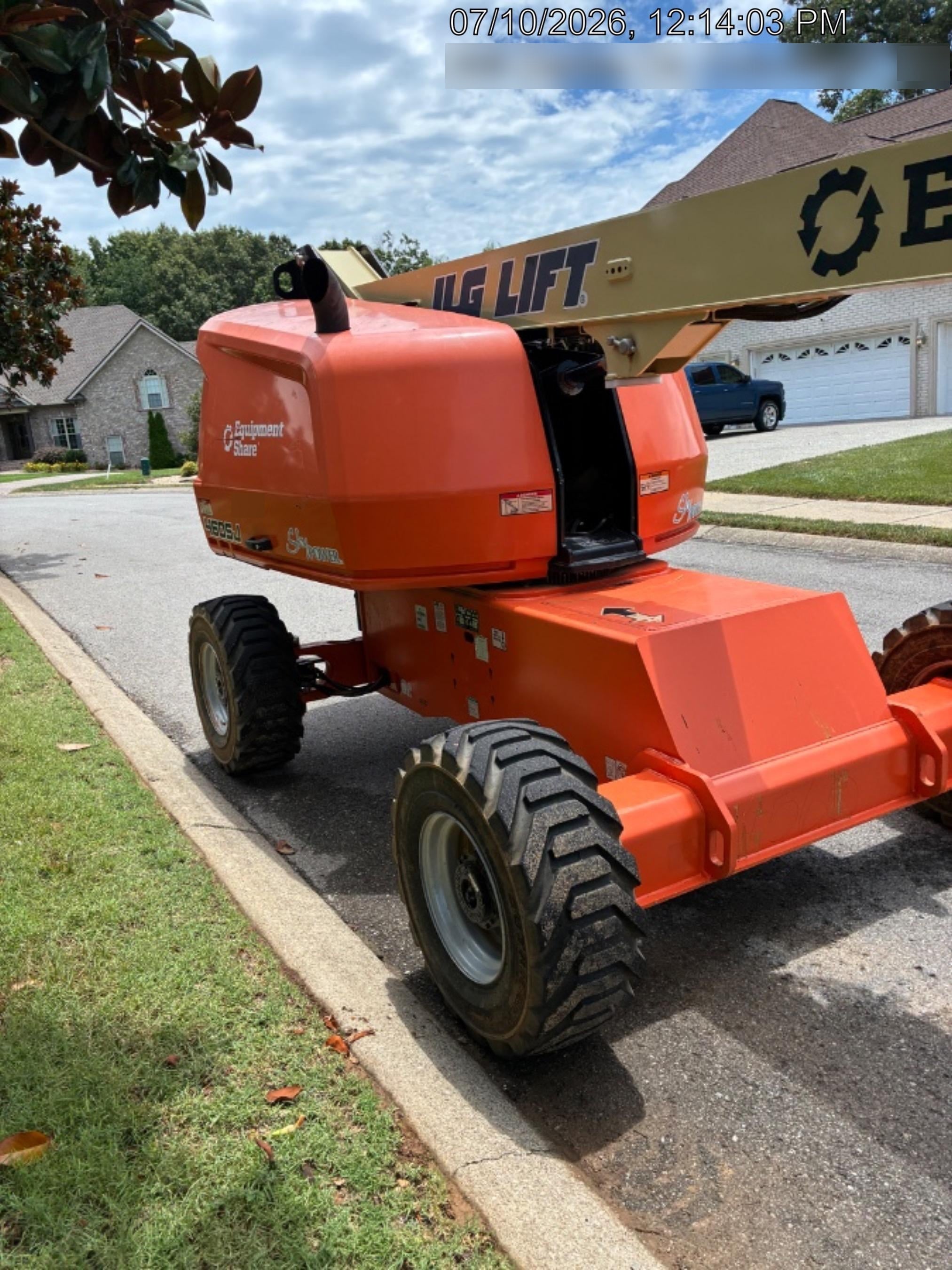 2023 JLG 460SJ