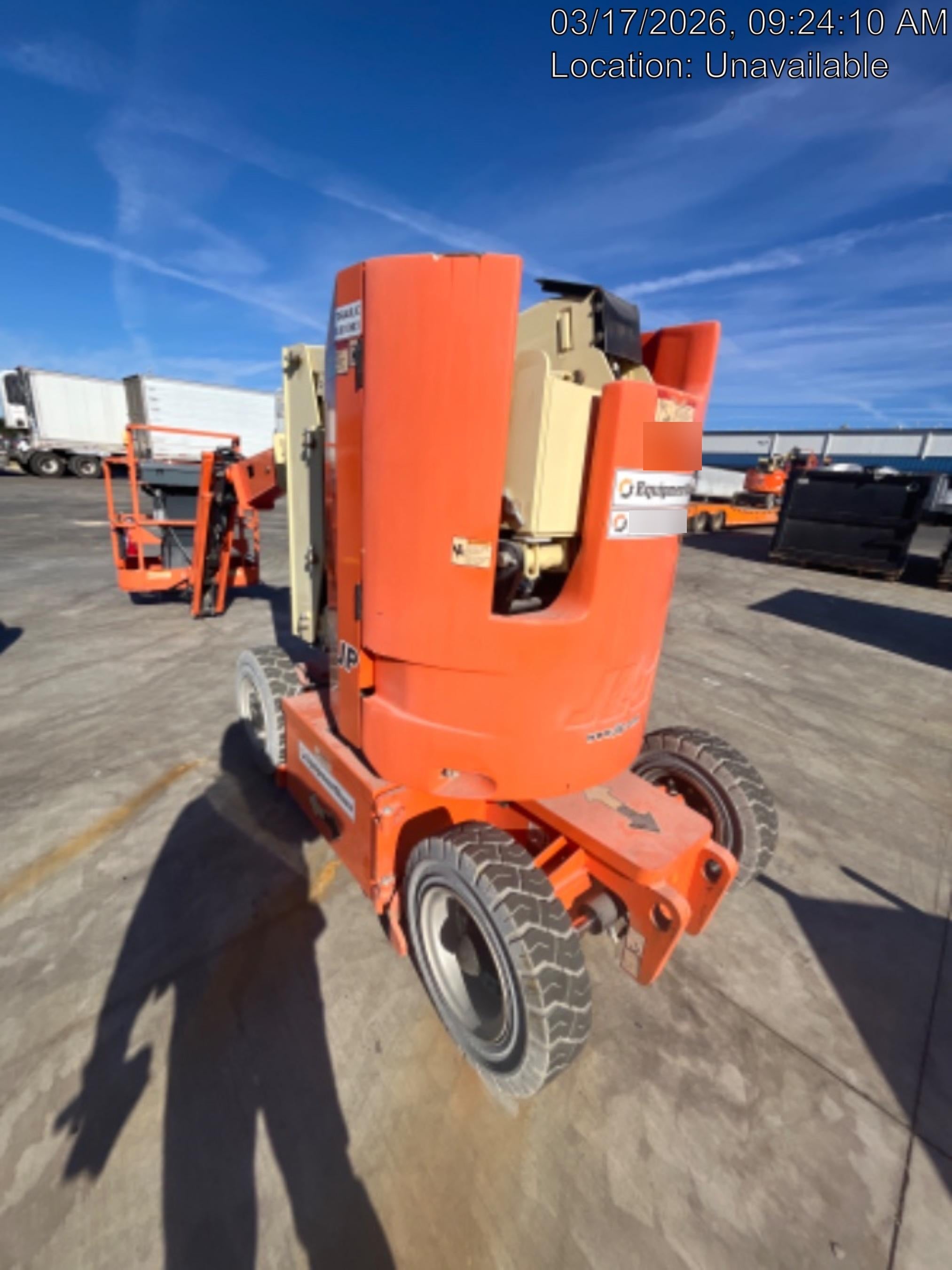 2019 JLG E300AJP