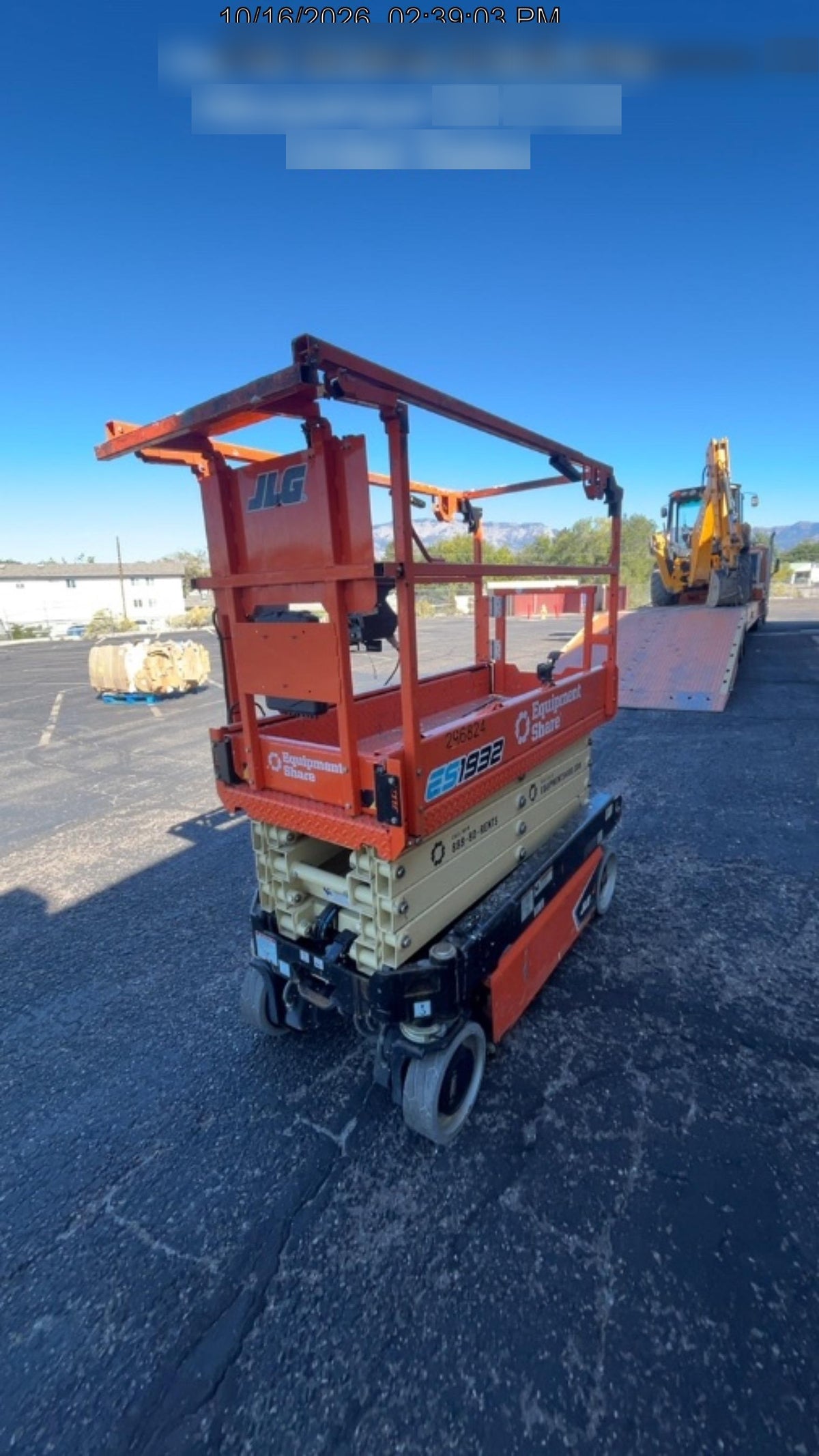 2023 JLG ES1932