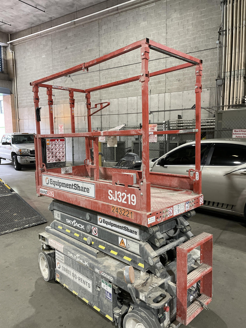 2022 SKYJACK SJ3219