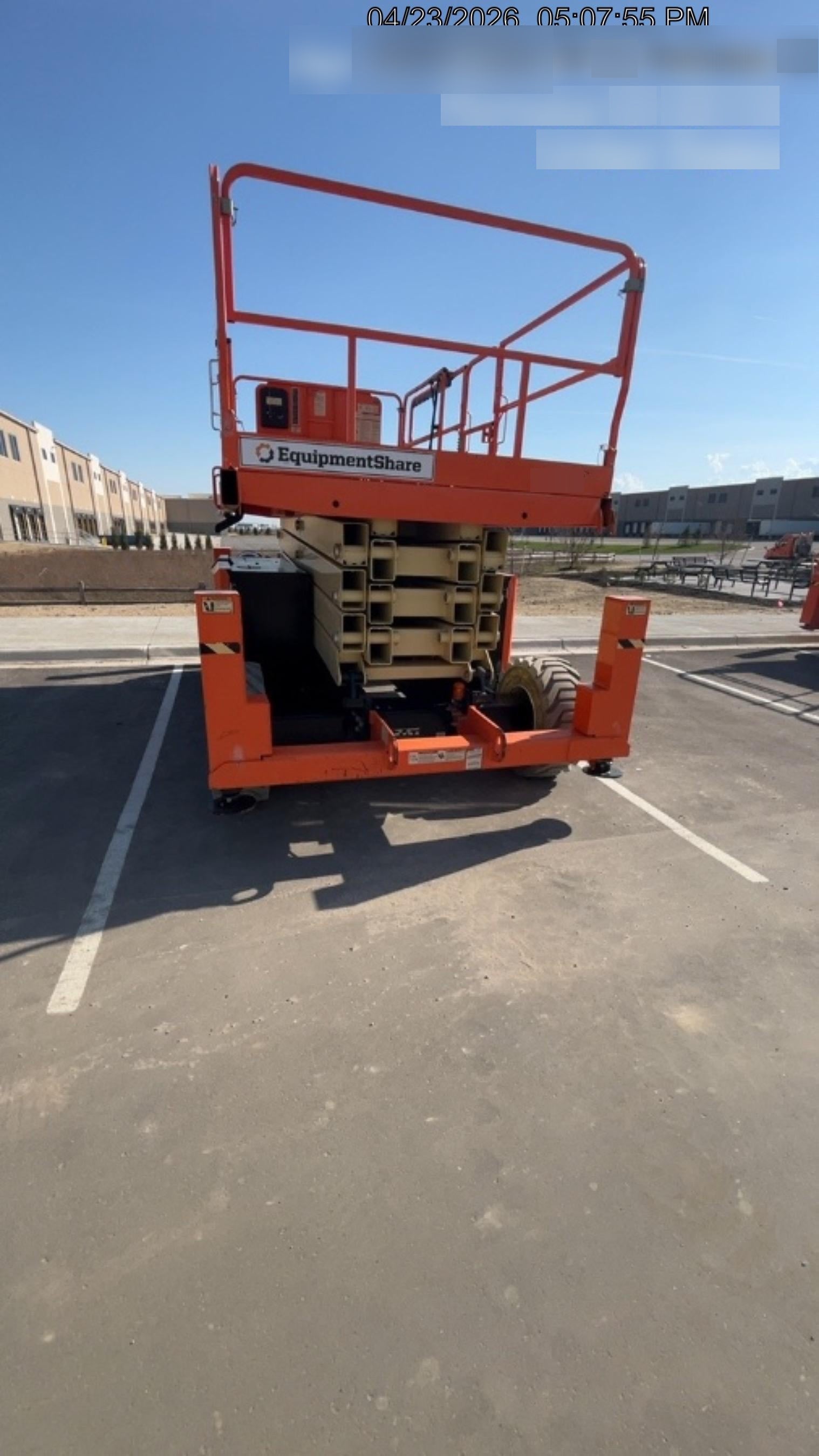 2019 JLG 430LRT