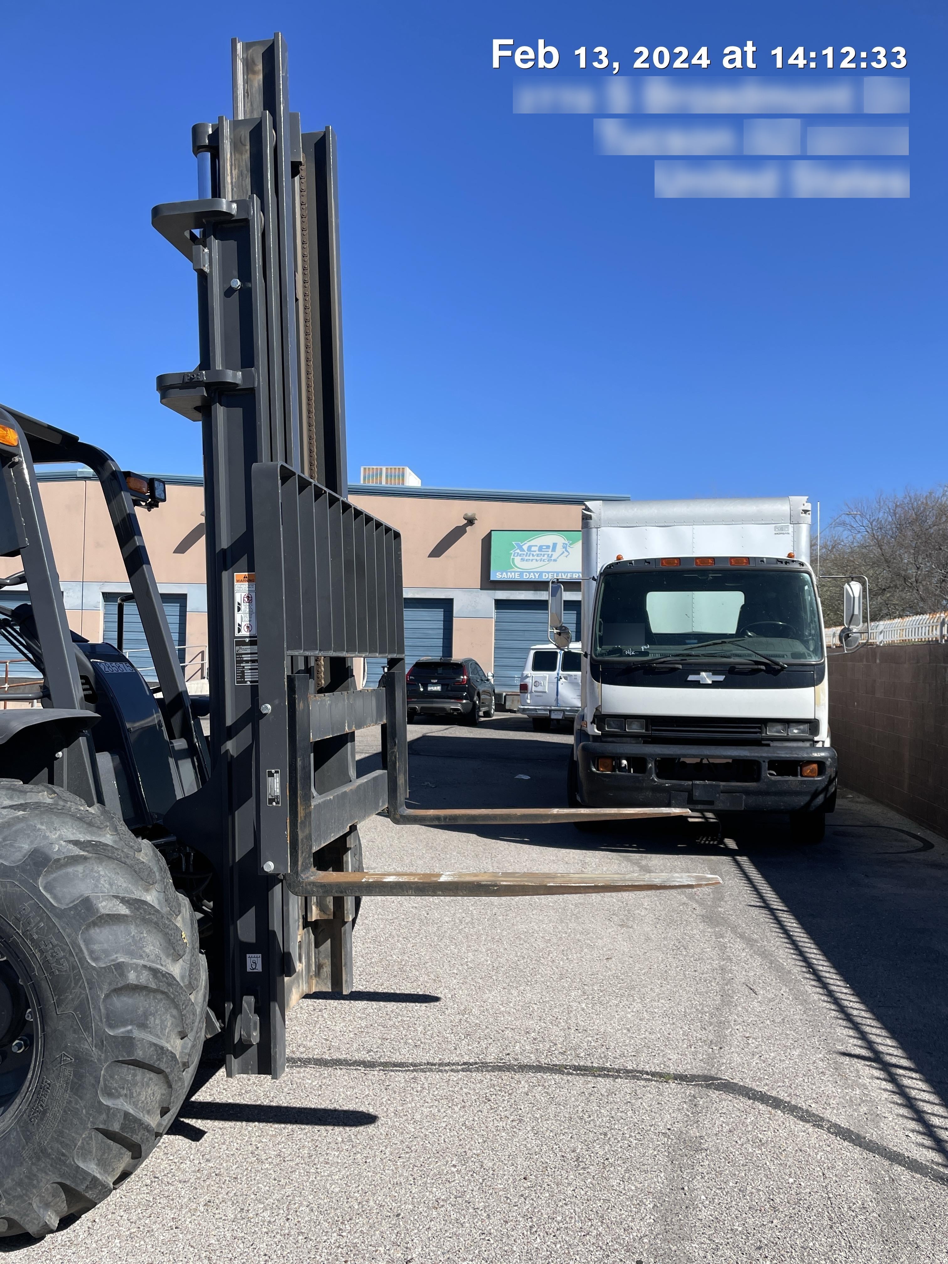 2023 CASE 588H