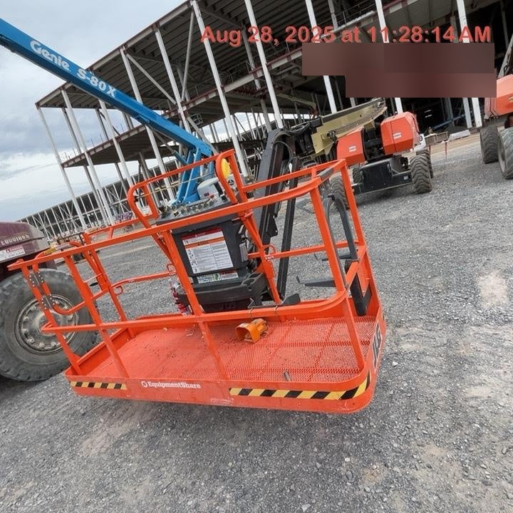 2025 JLG 860SJ