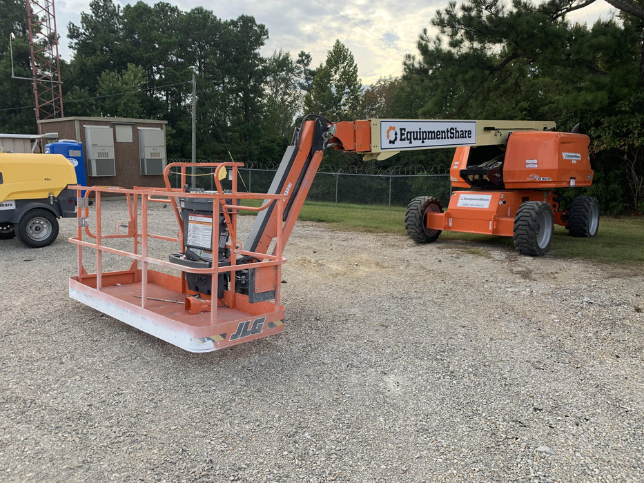 2020 JLG 660SJ