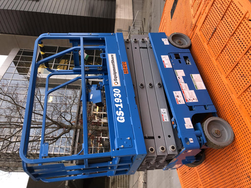 2019 Genie GS-1930 Half Height Swing Gate, 800W Inverter