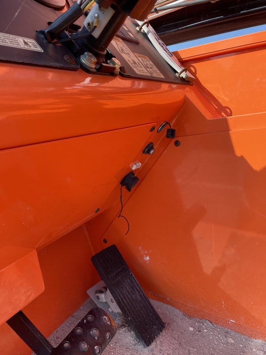 2017 Skytrak 6042 42' REACH, PALLET FORKS, 6k, FOAM FILLED TIRES