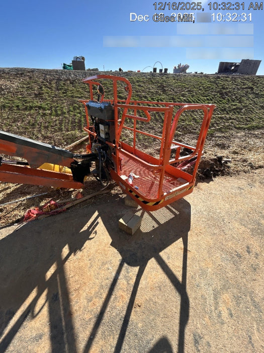 2019 JLG 660SJ