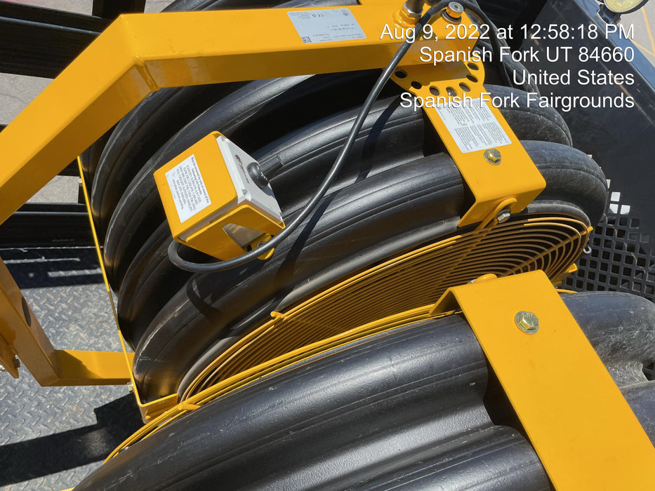 2022 BIG ASS FANS Yellow Jacket