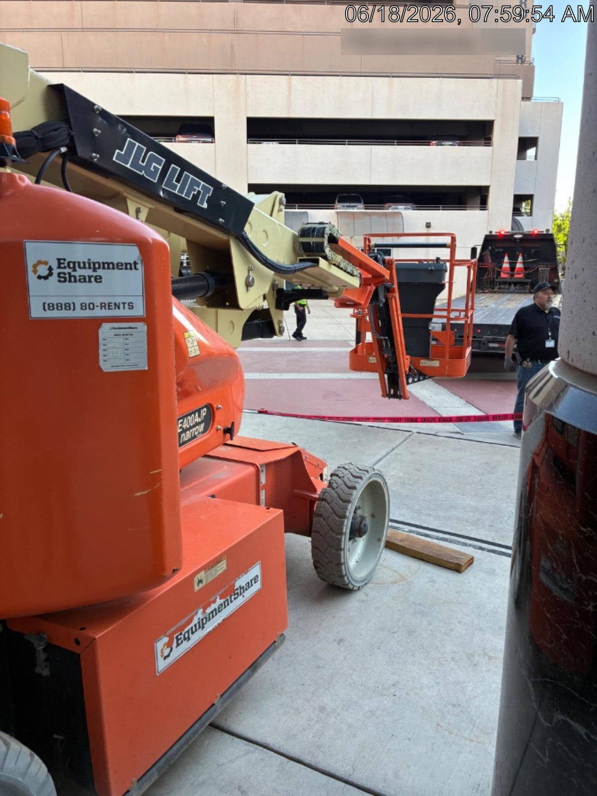 2019 JLG E400AJPN