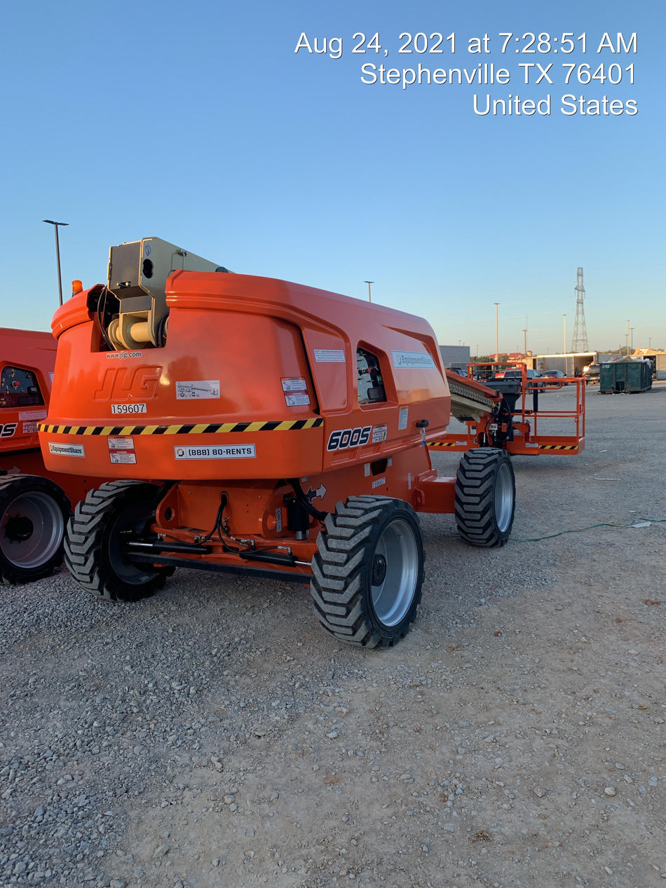 2021 JLG 600S