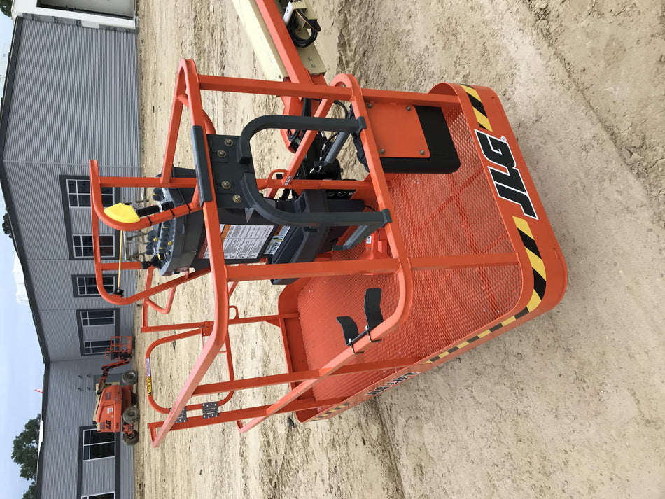 2021 JLG 400S