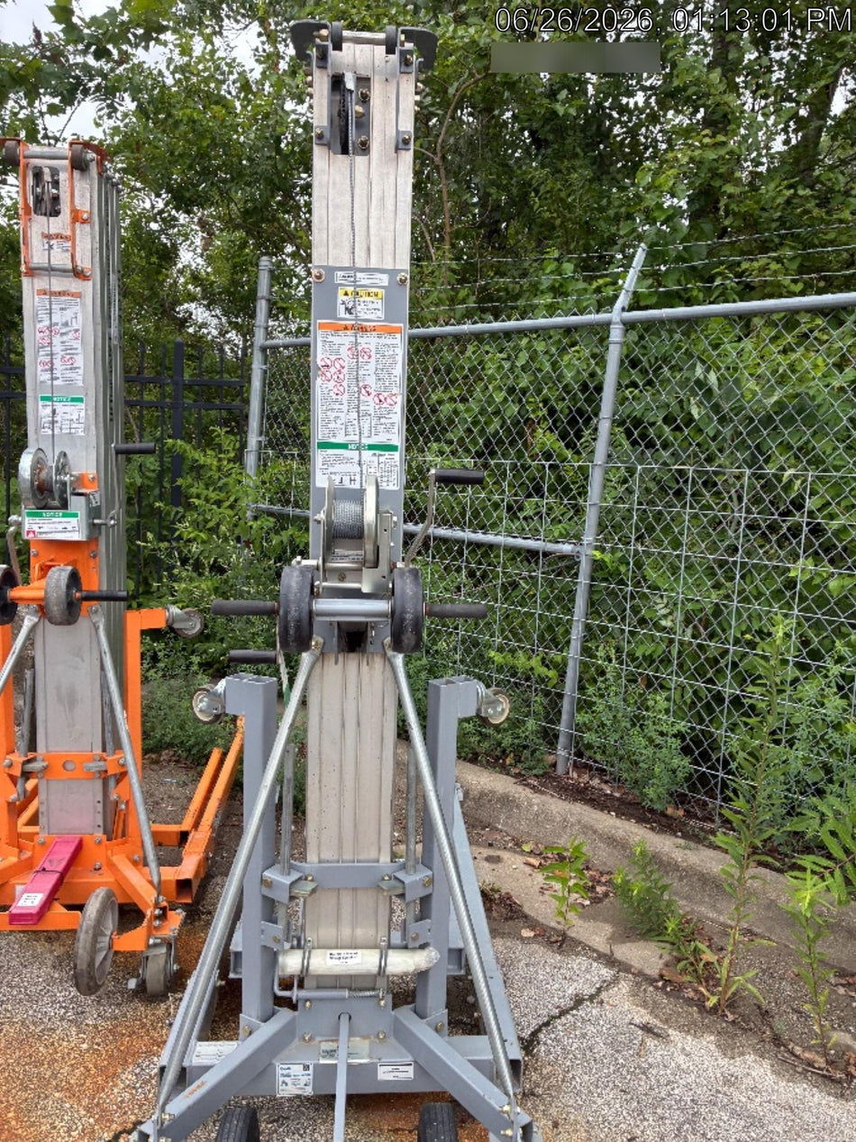 2020 GENIE SLC-24