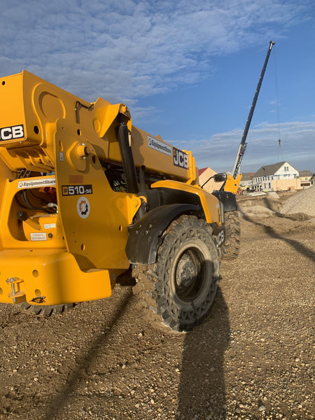 2020 JCB 510-56 Cab/Heat/Air, 74 HP, Solid Tires, STD Worklight, Beacon, Aux Hydraulics, Lifting Eye, Back up Alarm w/66" Carriage/60" Forks