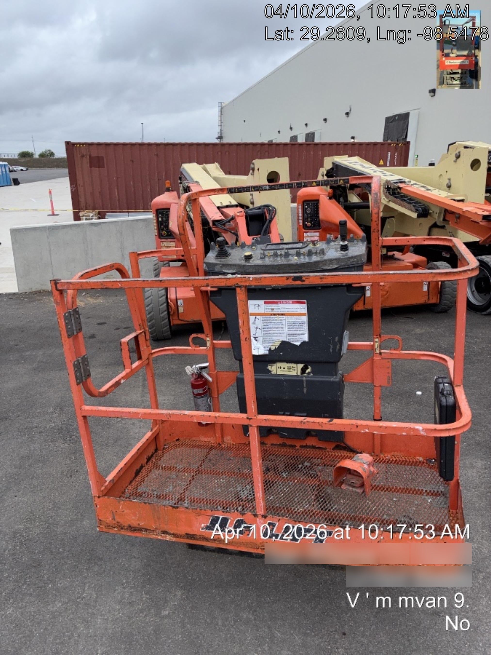2019 JLG E450AJ