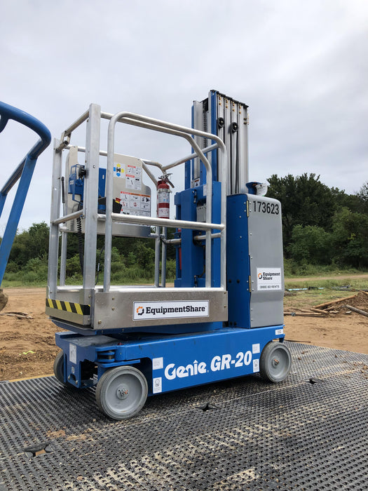 2021 GENIE GR-20