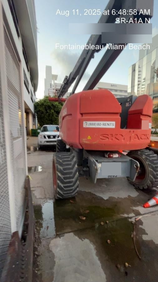 2017 SKYJACK SJ85 AJ