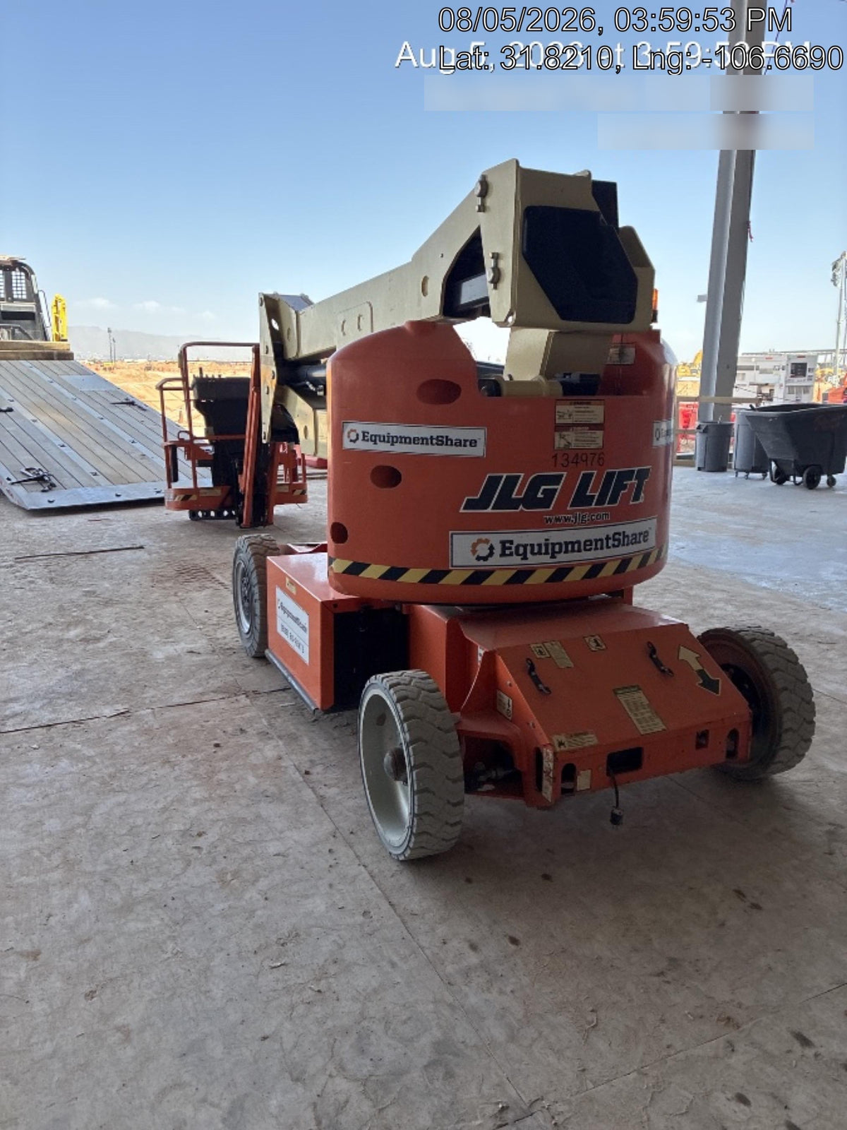 2021 JLG E400AJP Narrow