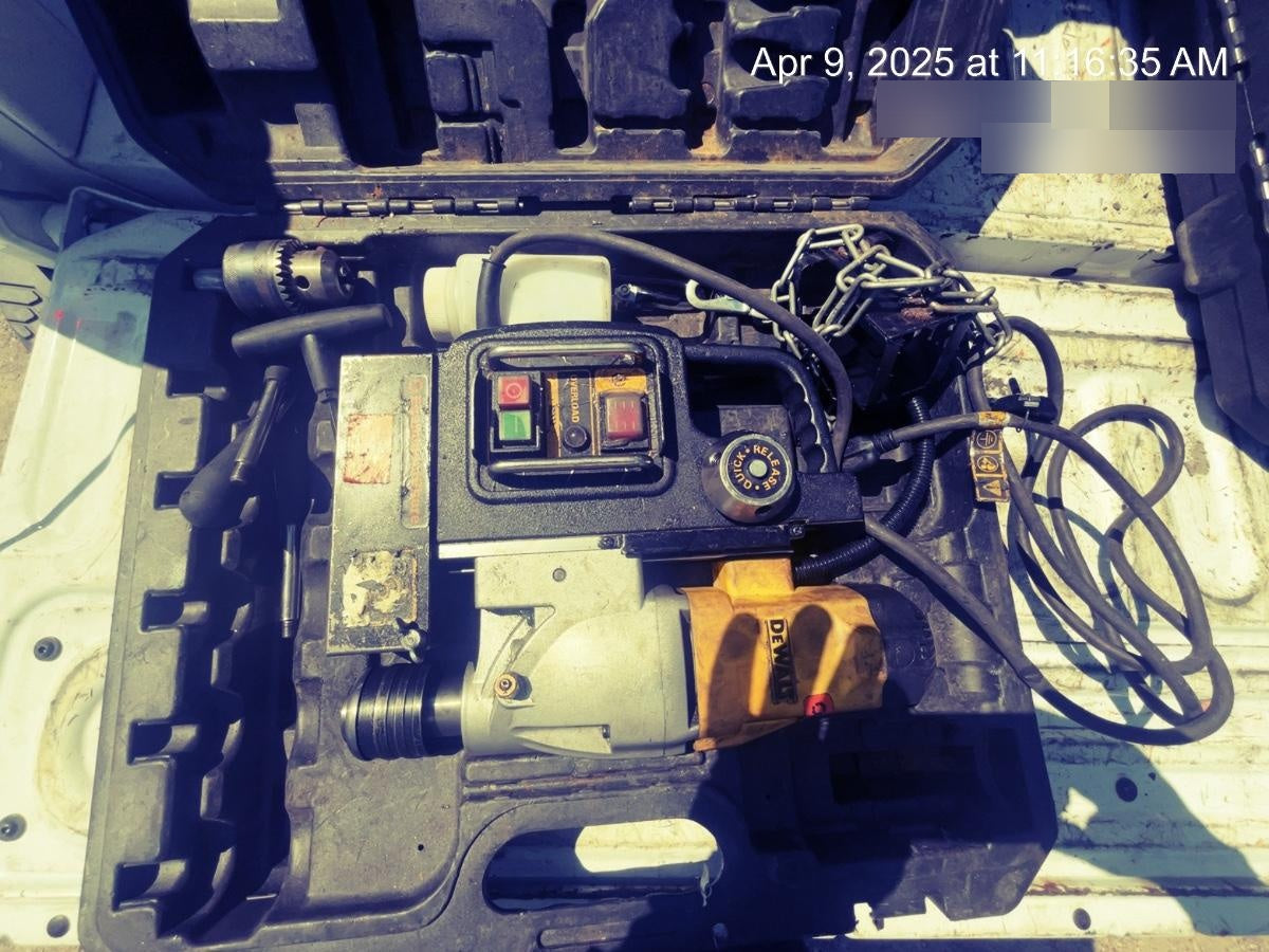 2022 DEWALT DWE1622K