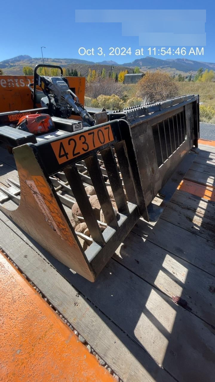2024 LEGEND ATTACHMENTS 72" Rock Bucket - Legend Attachments