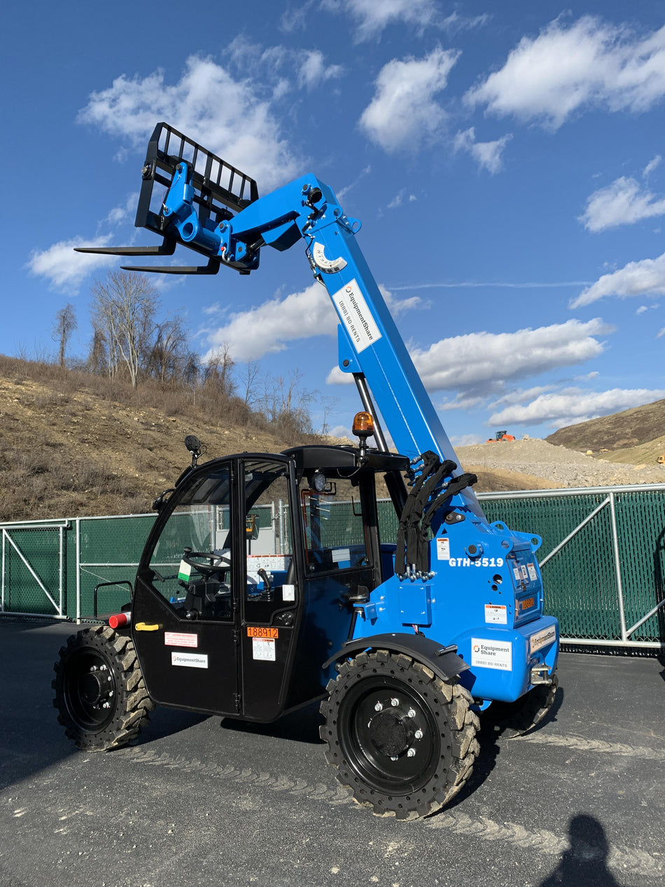 2021 GENIE GTH-5519