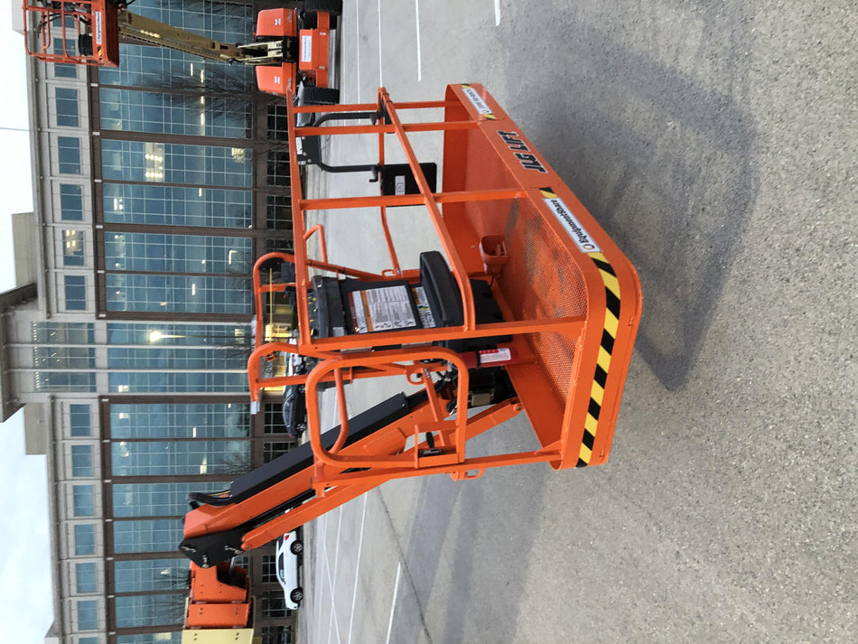 2021 JLG 860SJ