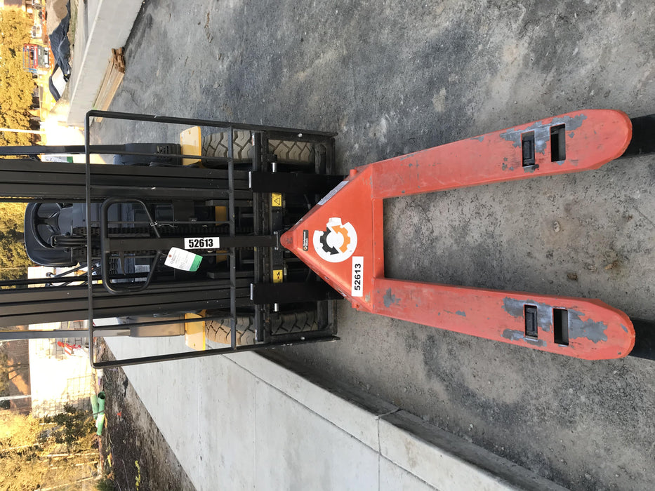2019 HAUL MASTER 2.5 Ton Manual Pallet Jack