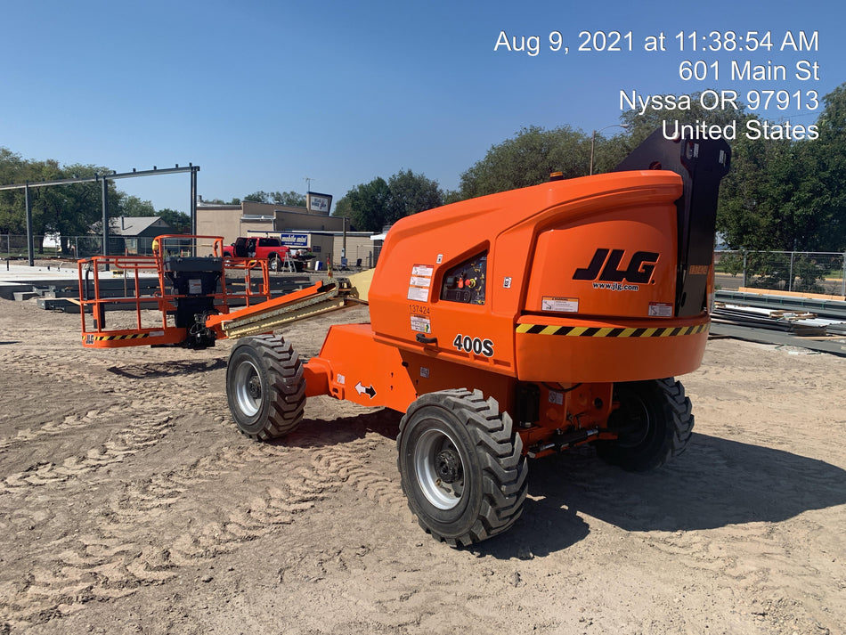 2021 JLG 400S